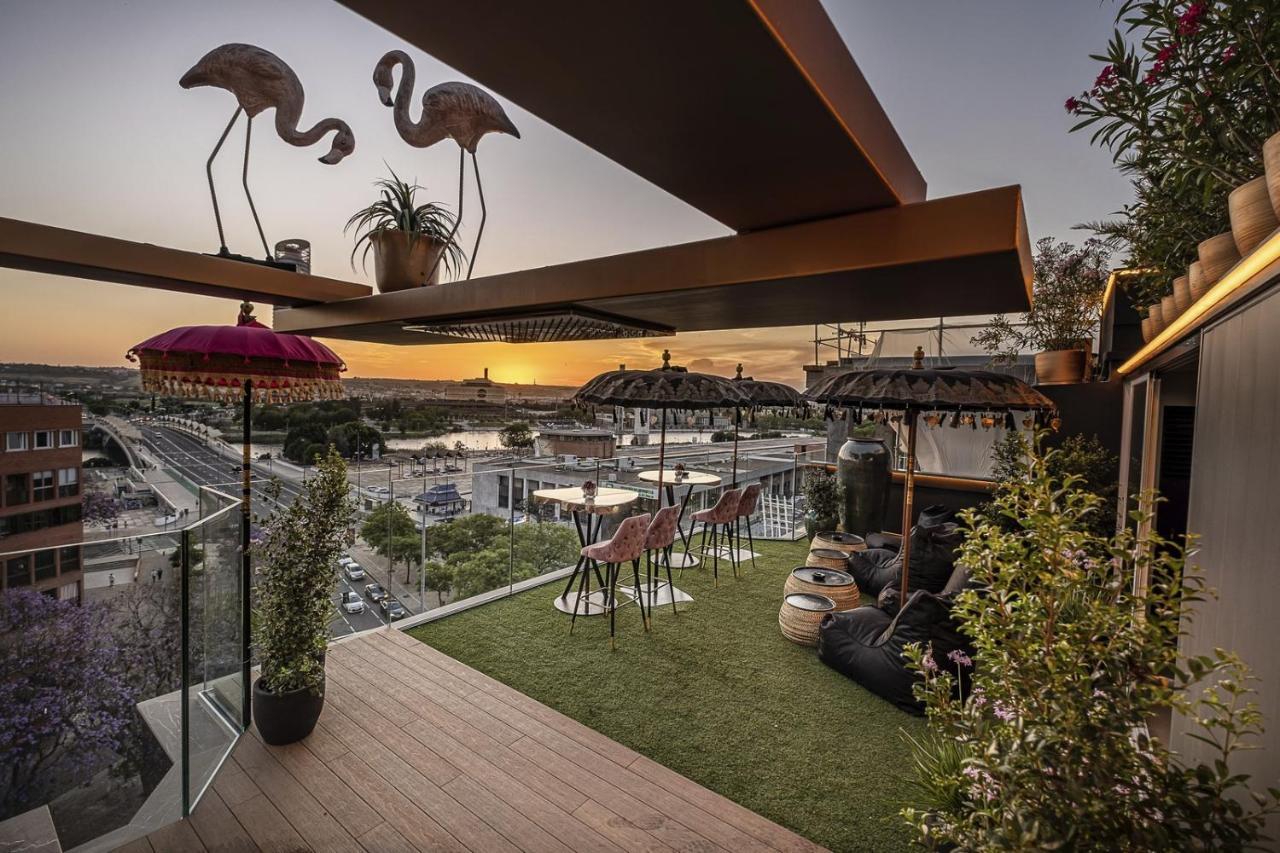 On Suites Sevilla Apartments Designed For Adults Buitenkant foto