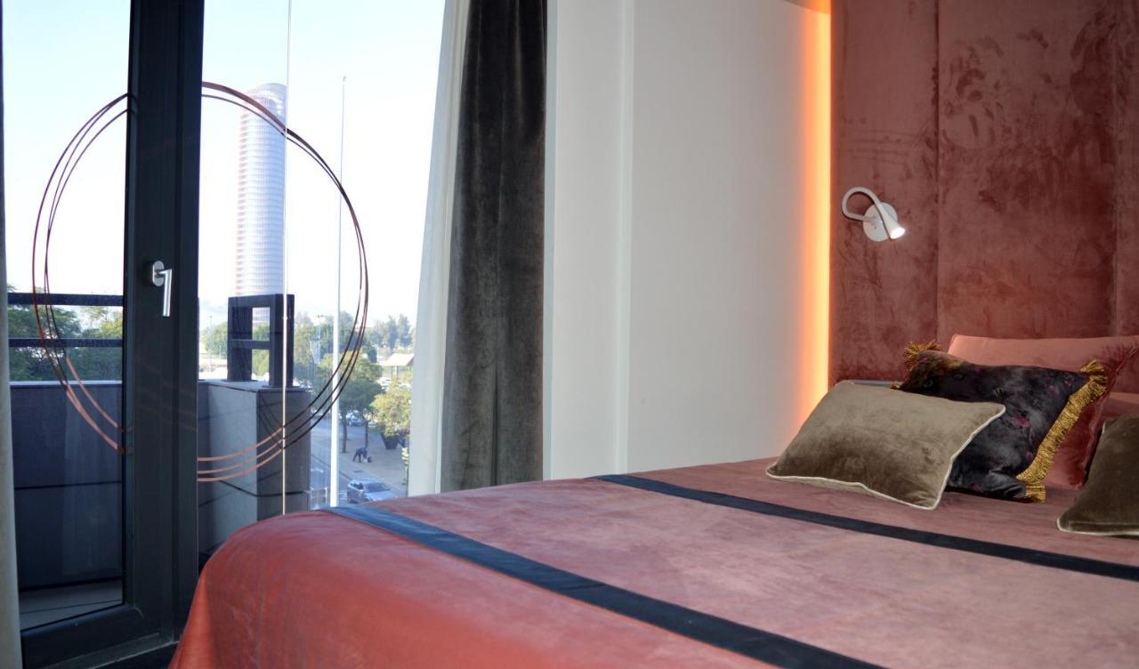 On Suites Sevilla Apartments Designed For Adults Buitenkant foto