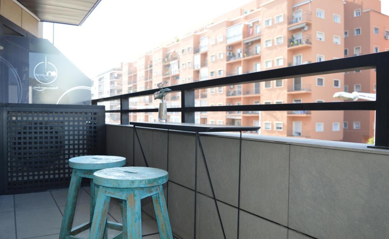 On Suites Sevilla Apartments Designed For Adults Buitenkant foto